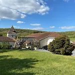 Domaine De Villot Hotel *