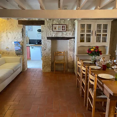 Domaine De Villot Hotel Sainte-Colombe-de-Villeneuve